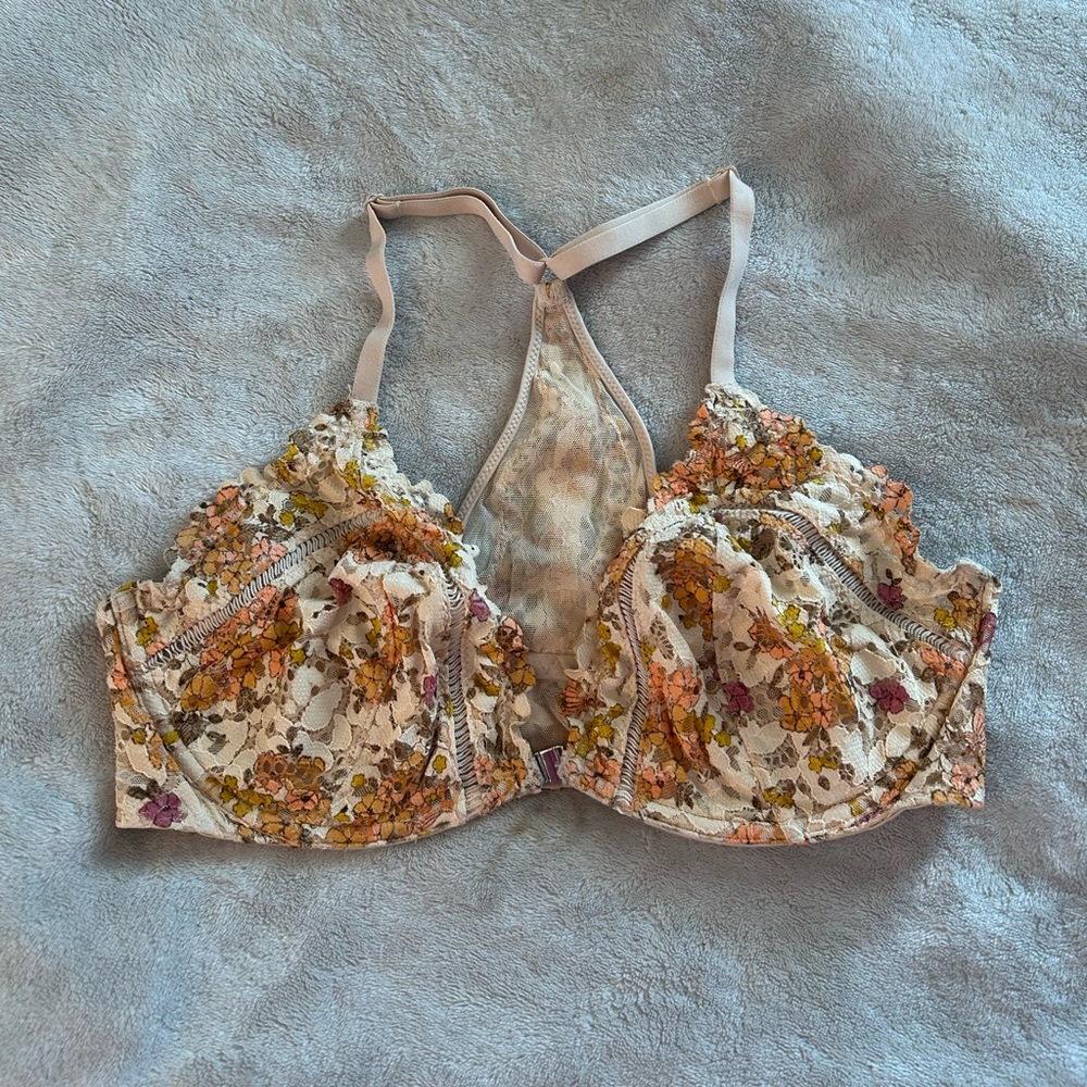 Victoria's Secret Lace Bralette Front Closure
